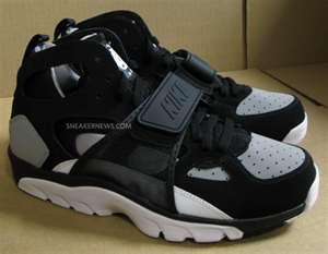 bo jackson shoes black grey